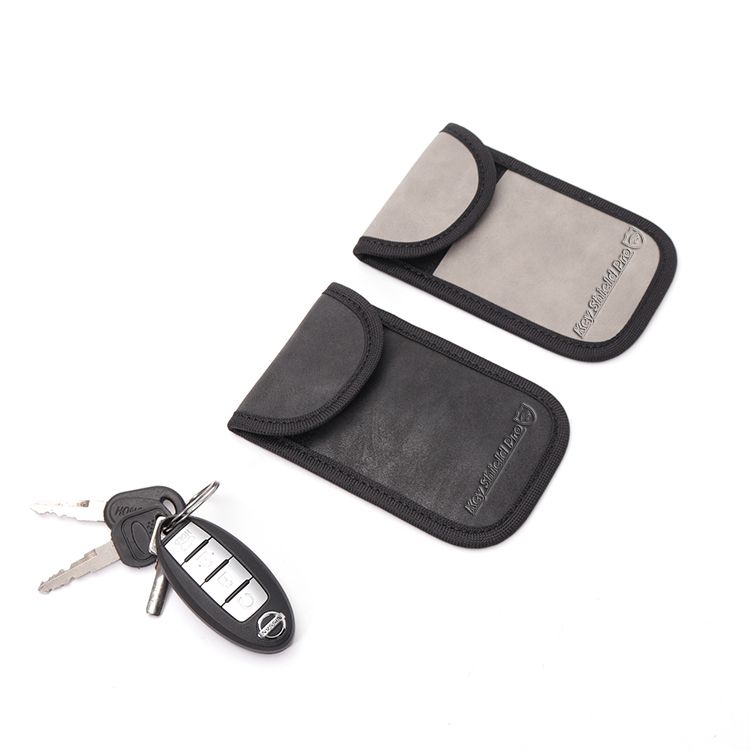 Key Shield Pro - Series 4 - Light Grey - Pouch
